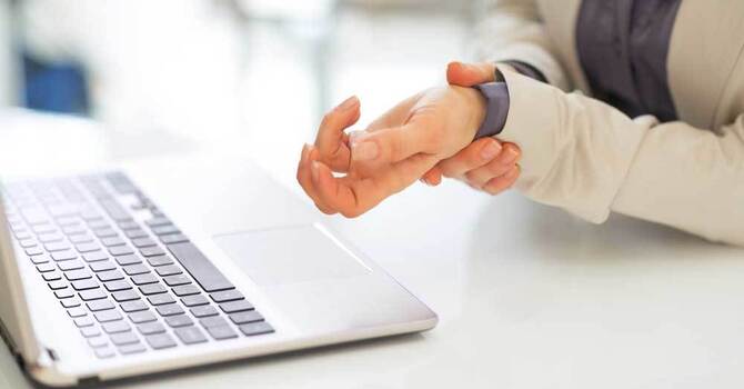 Wrist Pain: Common Questions and Our Approach at Skare Spine and Performance image